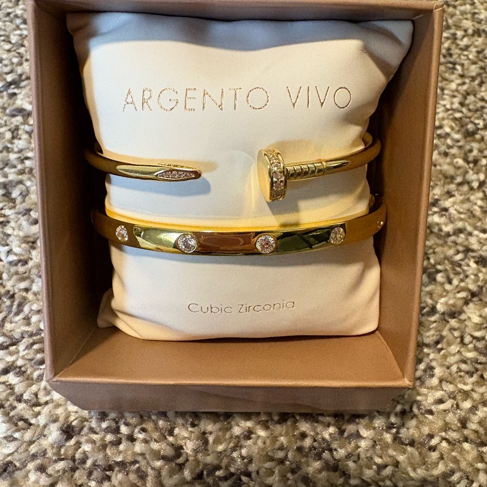 Argento Vivo Gold and CZ Nail Bangle Bracelet Set
